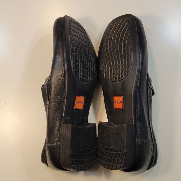 AQUILES  SQUARE TOE SLIP-ON WOMEN"S LEATHER FLAT SHOE - Picture 10 of 12